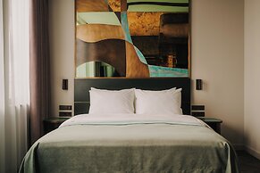 The Cyrus Hotel
