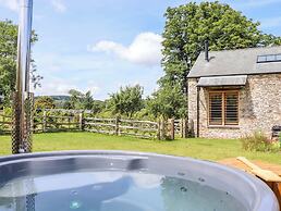 Lower Walreddon Barn