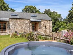Lower Walreddon Barn