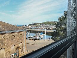 Quayside Apartments