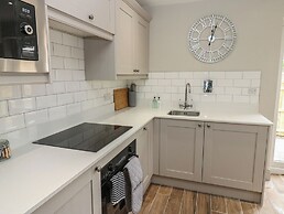 Courtyard Cottage Number 10