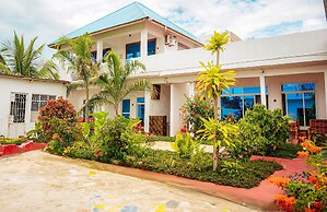 Karibu House Paje