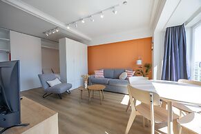 Modern Studio on the 8th Floor Near the sea
