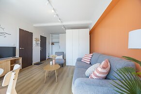 Modern Studio on the 8th Floor Near the sea