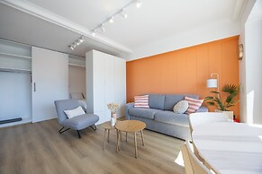 Modern Studio on the 8th Floor Near the sea