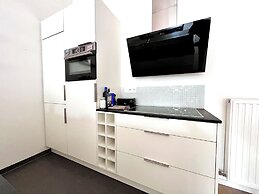 Spacious Loft Instant Favourite Up to 4