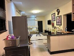 Executive Private Standing apt in Lusaka