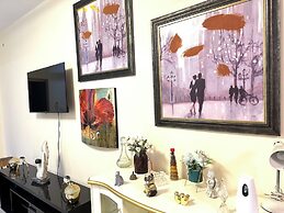 Executive Private Standing apt in Lusaka