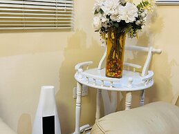 Executive Private Standing apt in Lusaka