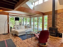 GARDEN SHED