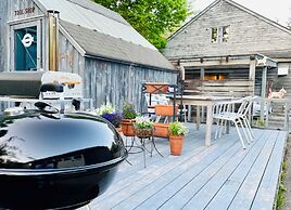 GARDEN SHED