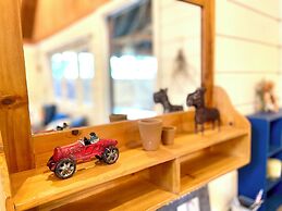 GARDEN SHED