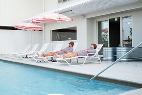 Villa&Glamping Lazy Inn.