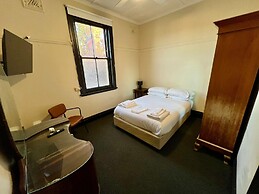 Gordon Hotel