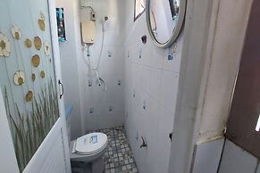 Sukhum Mega Bangna Guest House