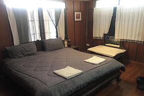 Nearthepark Boutique House