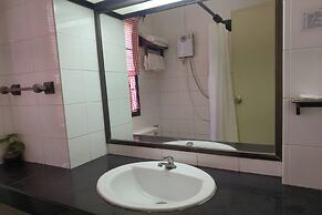 Baan Orawee Boutique Hotel