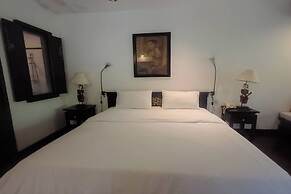 Baan Orawee Boutique Hotel