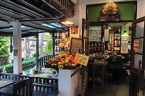 Baan Orawee Boutique Hotel