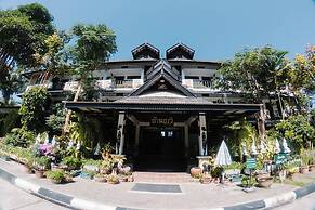 Baan Orawee Boutique Hotel