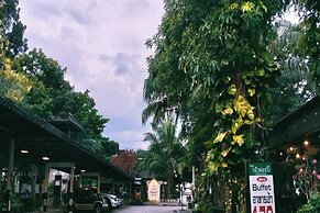 Baan Orawee Boutique Hotel