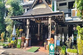 Baan Orawee Boutique Hotel