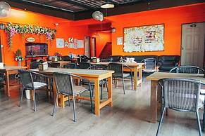 Chat House Chiang Rai