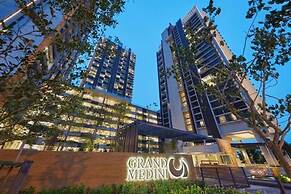 Grand Medini Residence by Stayrene