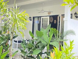 Lovys Gili Air