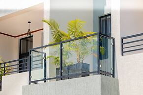 Bright Hotel and apartement