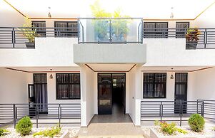 Bright Hotel and apartement