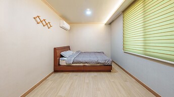Boryeong The Daecheon Story Pension
