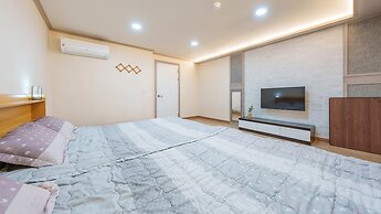 Boryeong The Daecheon Story Pension