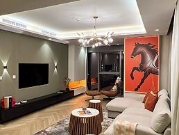 KeyRock Living - Skyline at Paramount