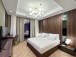 KeyRock Living - Skyline at Paramount