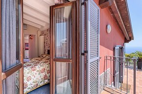Villa Belvedere Condor - L - with Pool