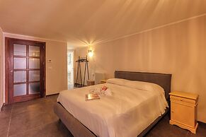 Villa Belvedere Condor - L - with Pool