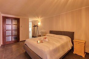 Villa Belvedere Condor - L - with Pool