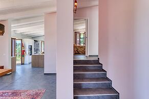 Villa Belvedere Condor - L - with Pool