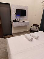 Raghupati Raghav Raja Ram Inn