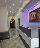 Raghupati Raghav Raja Ram Inn