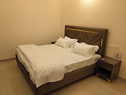 Modest Rooms by LIBRA