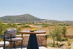 ROOTS Nature Living Milos