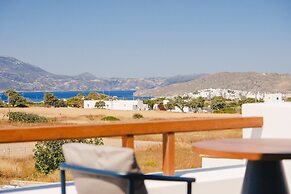 ROOTS Nature Living Milos