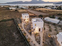 ROOTS Nature Living Milos