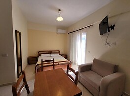 Mihasi Apartments