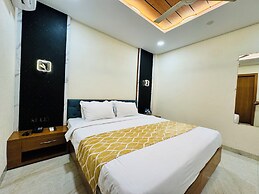 Hotel Sadashiv