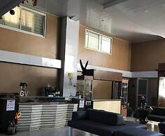 Cozy Condo 700m Away From Burnham