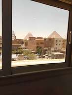 Enter Pyramids Inn