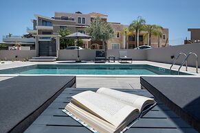 Glafkos House with Pool near the Beach